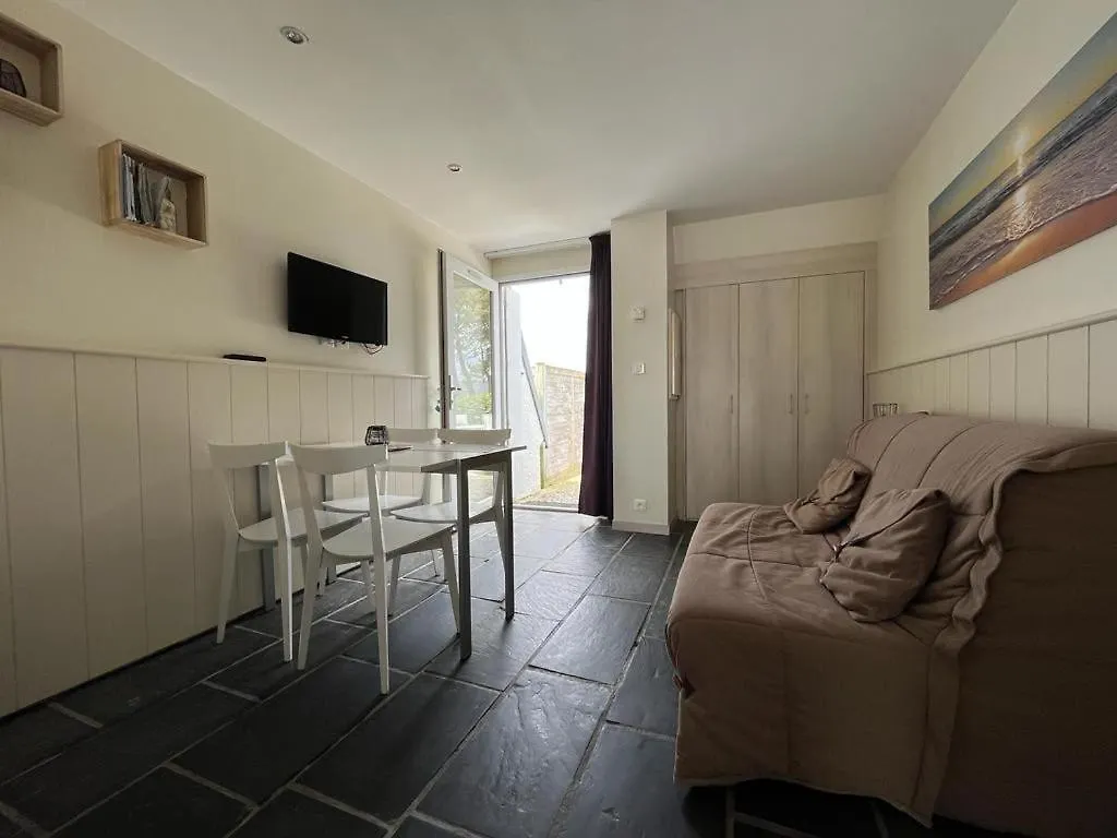 Duplex Proche De La Mer Avec Piscine Guidel