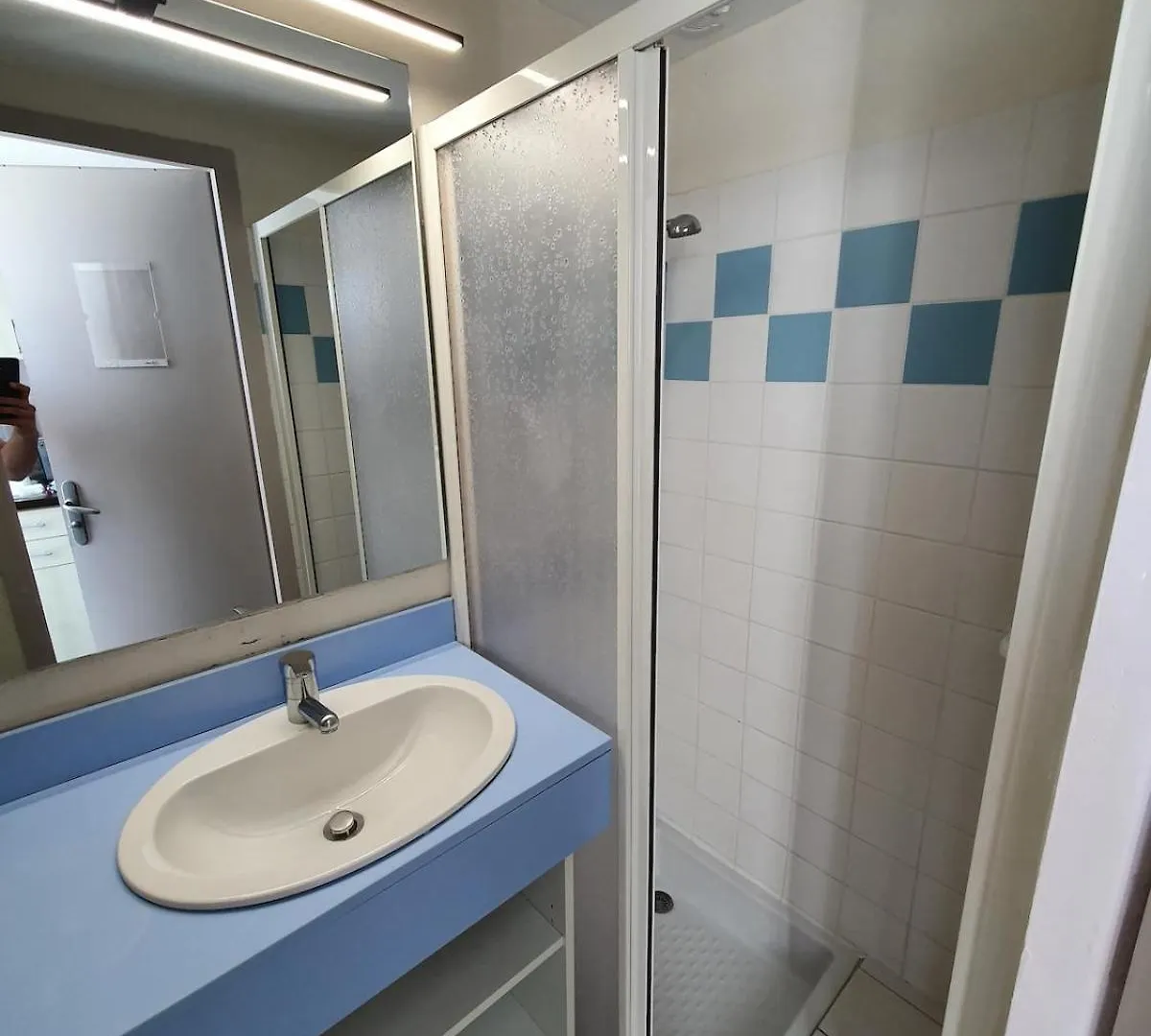 Duplex Proche De La Mer Avec Piscine Guidel 0*,  France